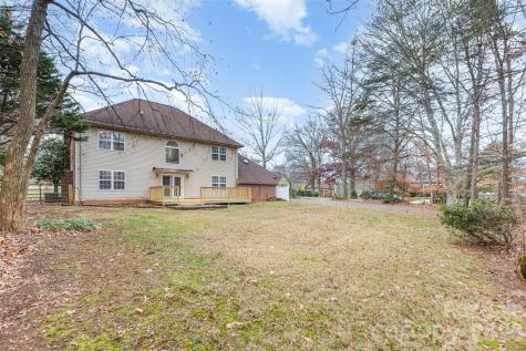 570 29th Avenue Drive NW Hickory NC 28601