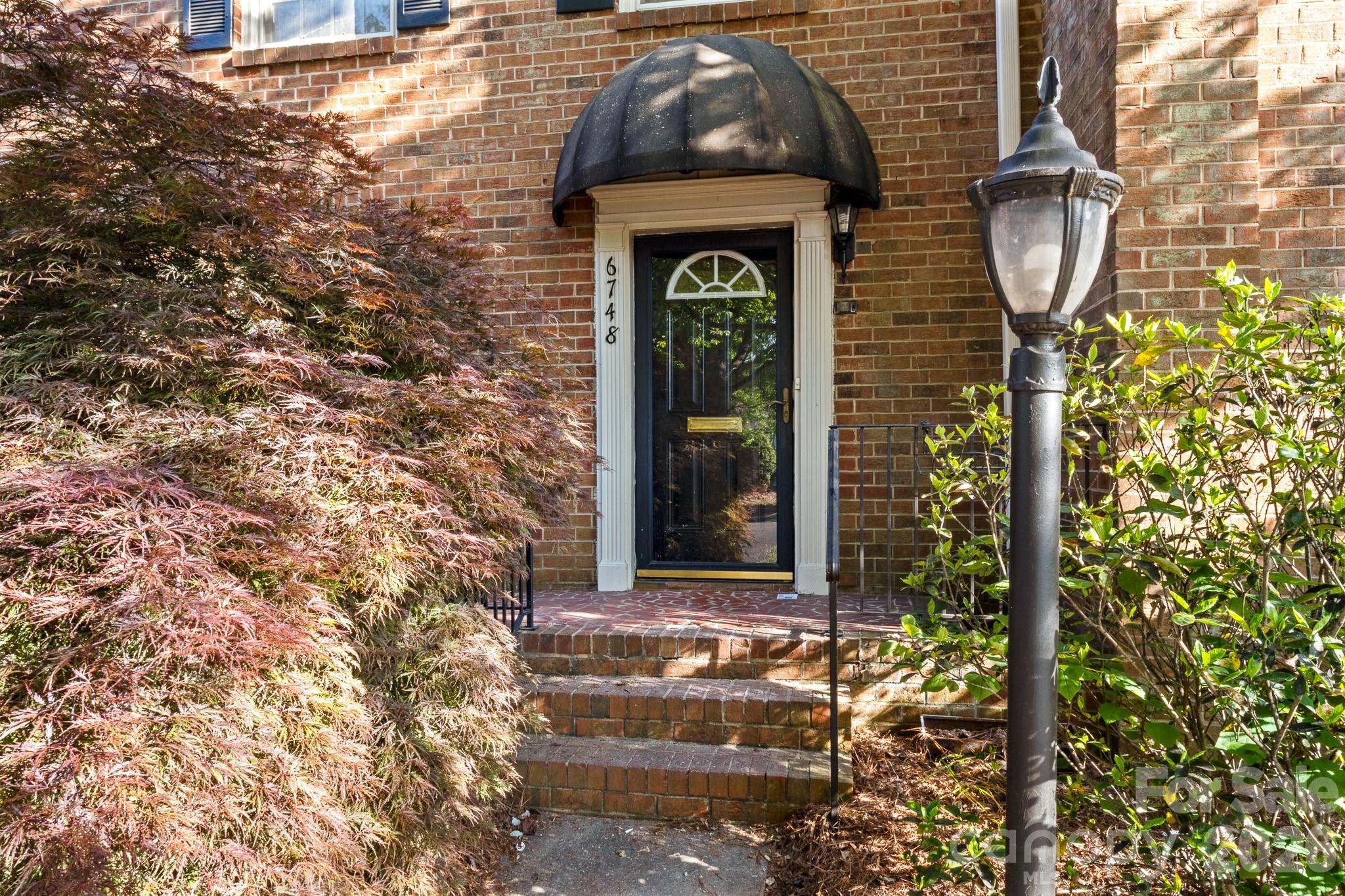 6748 Constitution Lane Charlotte NC 28210