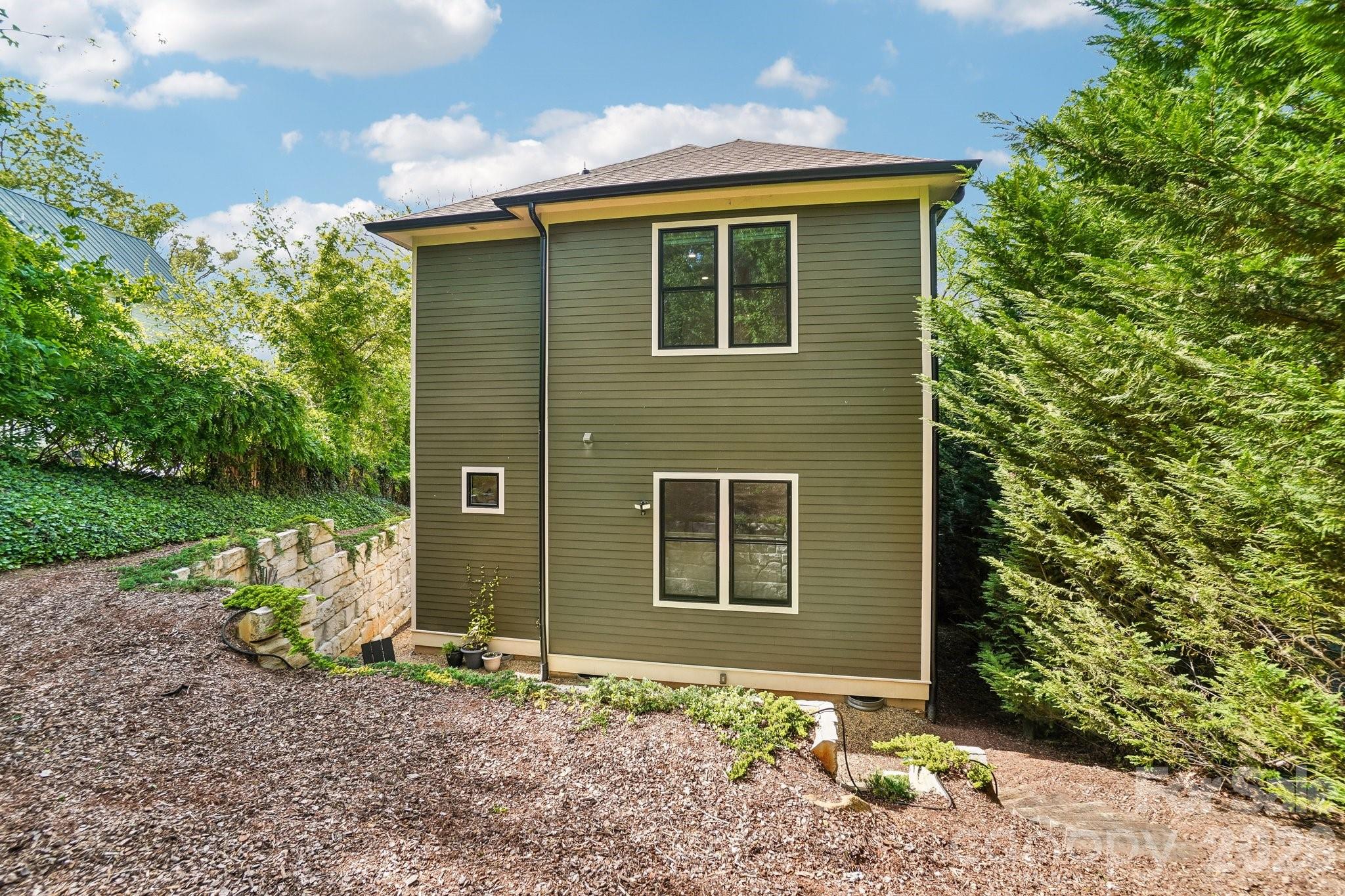 101 Santee Street Asheville NC 28801