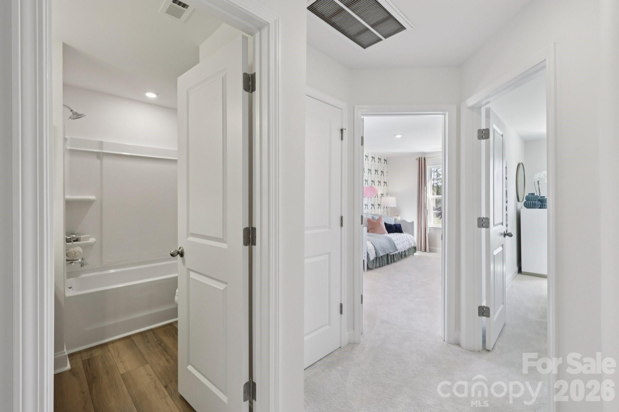 7617 Ethora Way Charlotte NC 28216