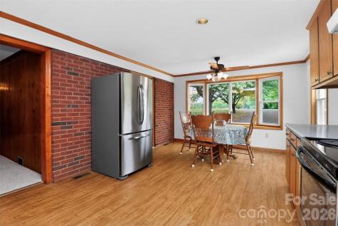 43 NW Liske Avenue NW Concord NC 28027