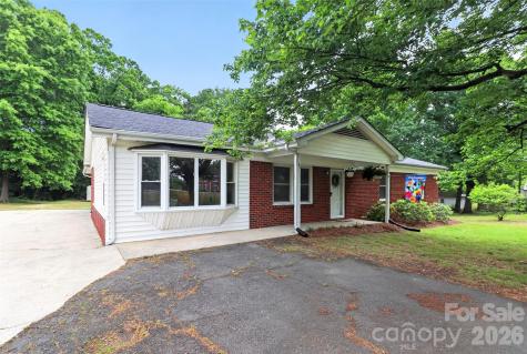 43 NW Liske Avenue NW Concord NC 28027