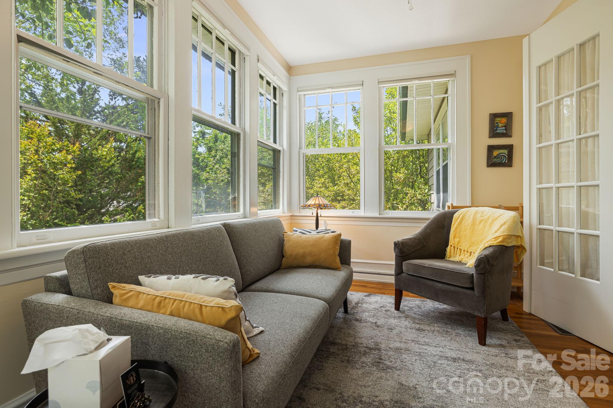 52 Edwin Place Asheville NC 28801