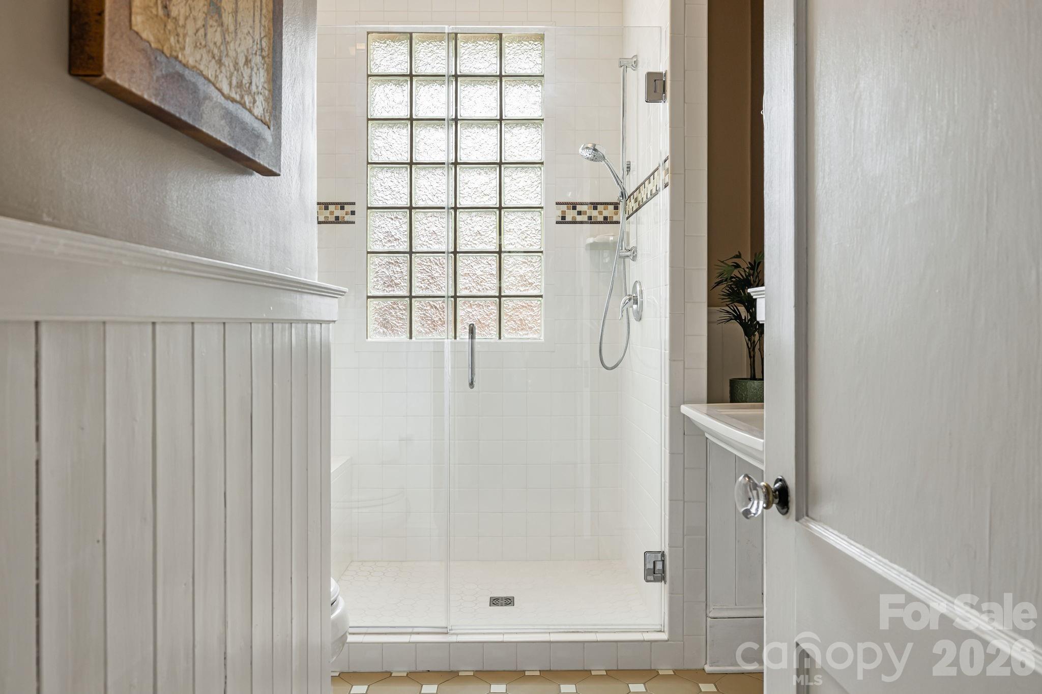 52 Edwin Place Asheville NC 28801