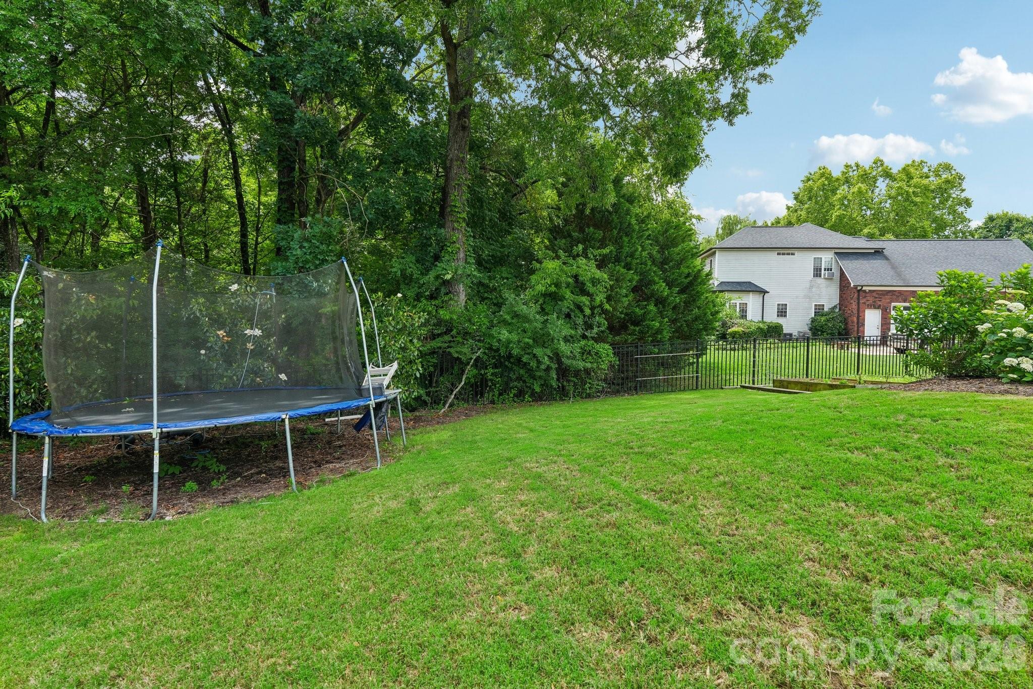 8576 Cabot Court Harrisburg NC 28075