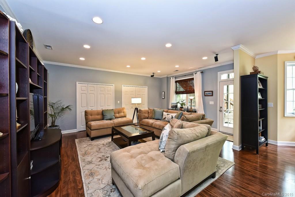 1009 Forbishire Drive Matthews NC 28104