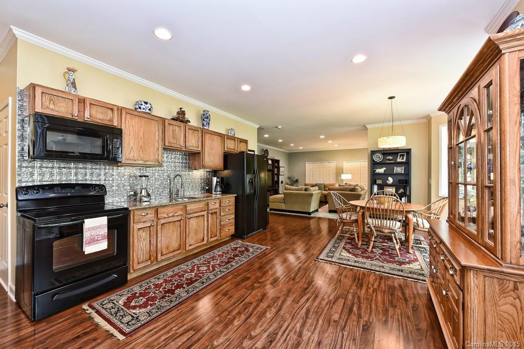 1009 Forbishire Drive Matthews NC 28104