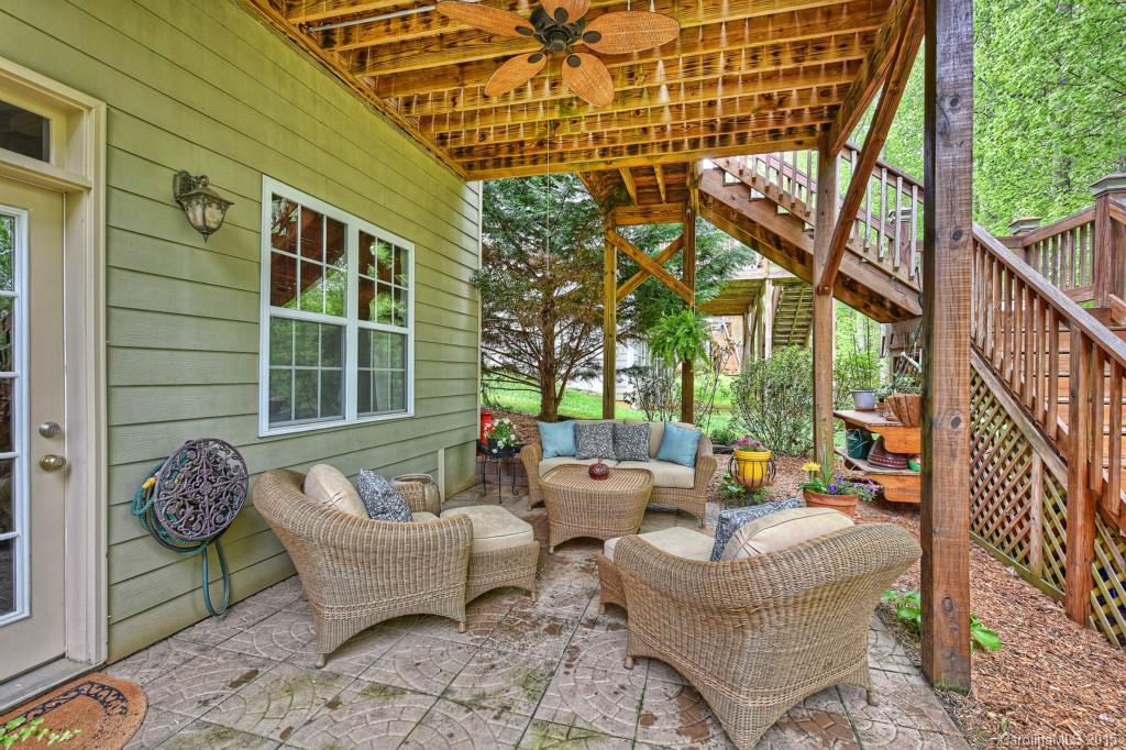 1009 Forbishire Drive Matthews NC 28104