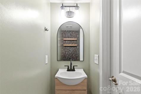 4248 Audubon Park Drive Charlotte NC 28217