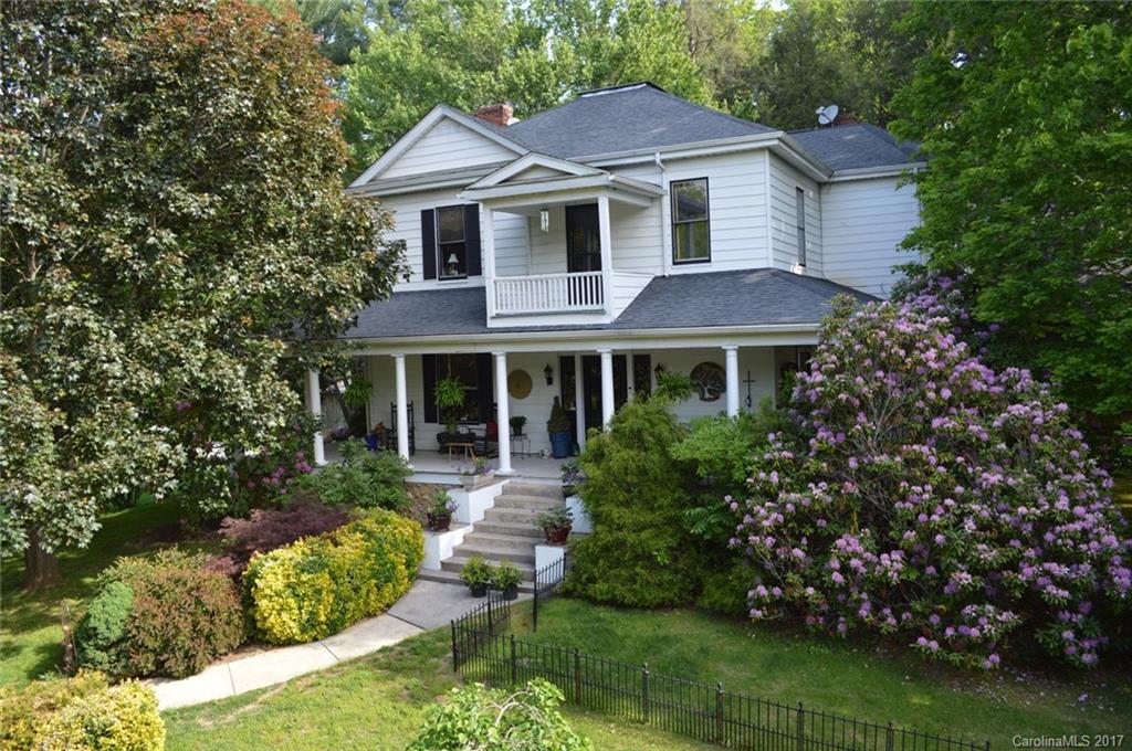 144 Love Lane Waynesville NC 28786