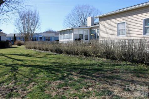308 Riverwind Drive Hendersonville NC 28739
