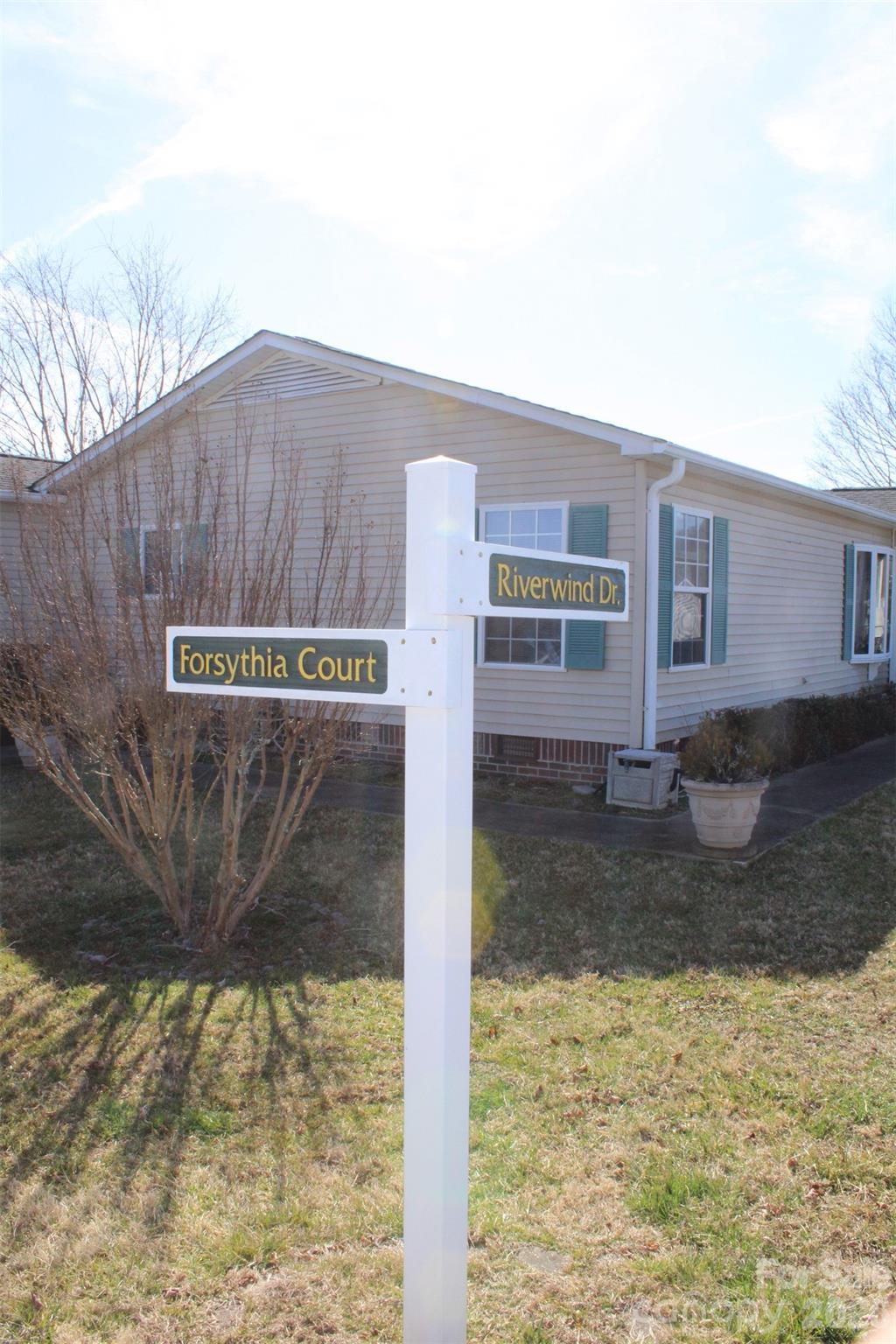 308 Riverwind Drive Hendersonville NC 28739