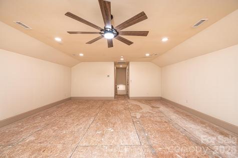 1610 Summerlin Place Newton NC 28658
