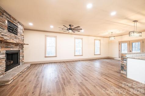 1610 Summerlin Place Newton NC 28658