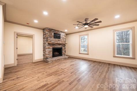 1610 Summerlin Place Newton NC 28658