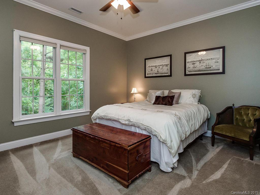 4314 Overlook Cove Road Charlotte NC 28216