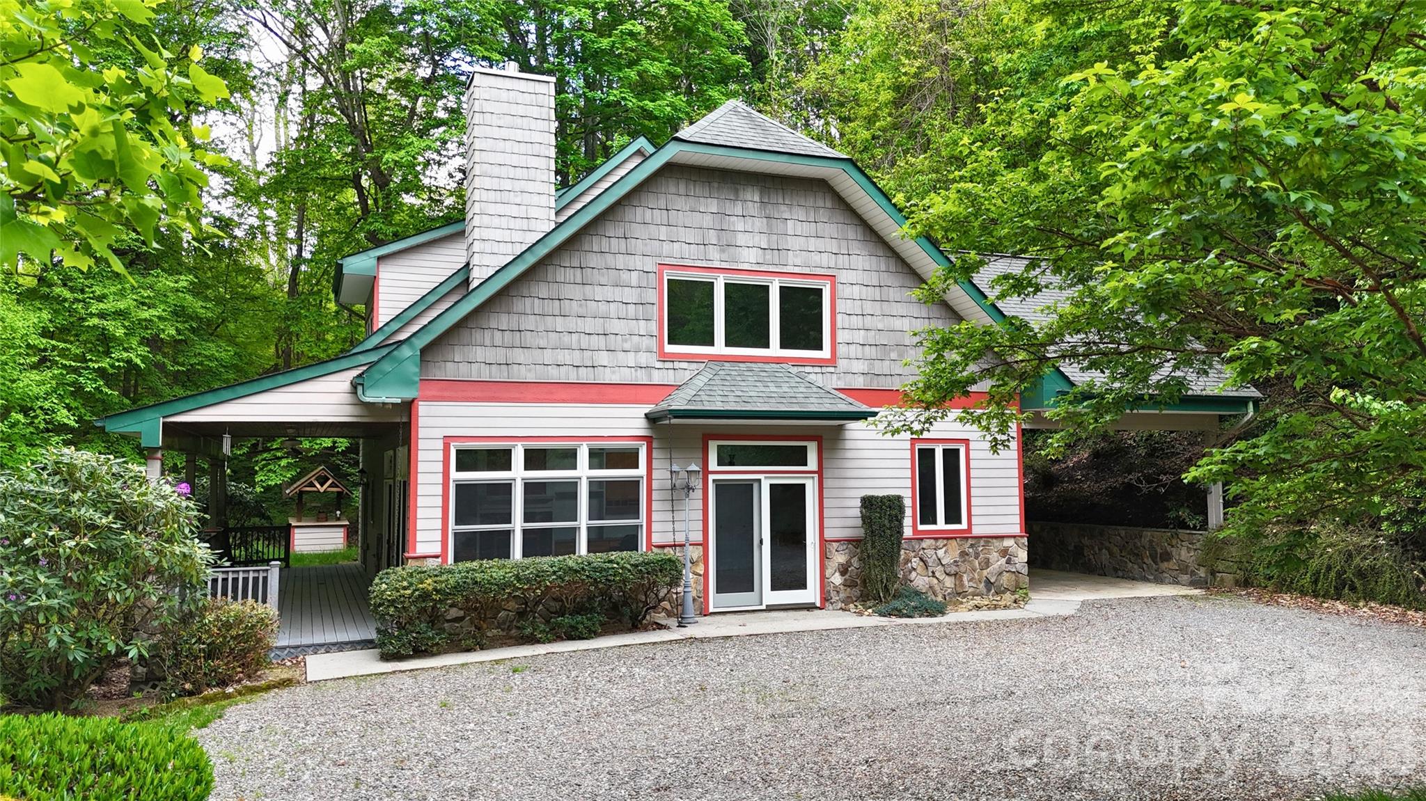 905 Old Fiddle Road Waynesville NC 28786