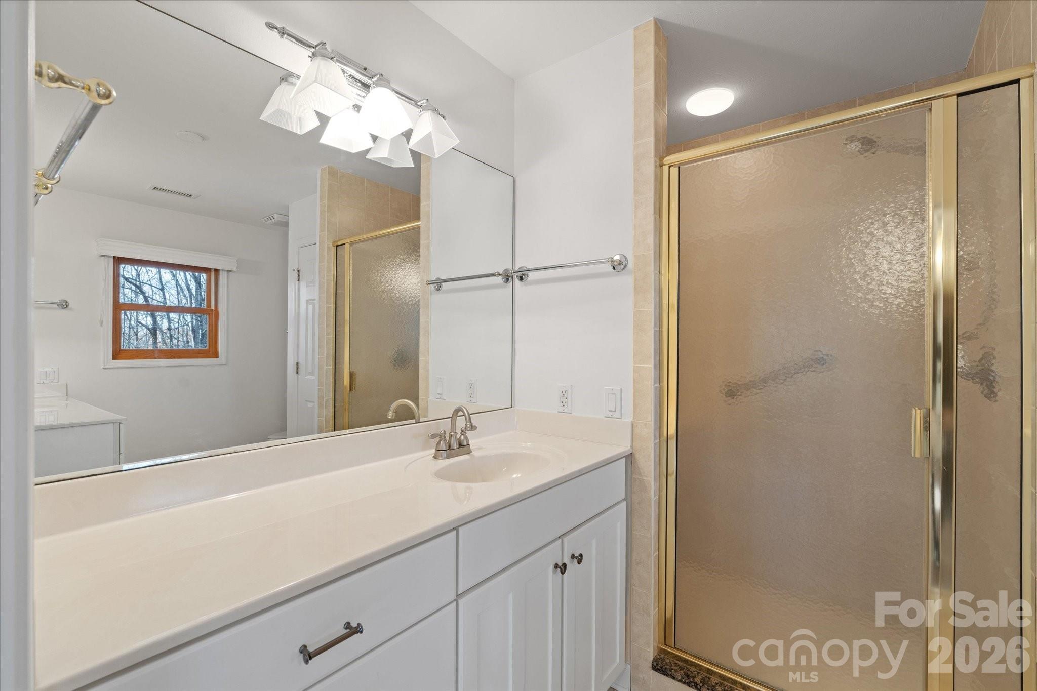 905 Old Fiddle Road Waynesville NC 28786
