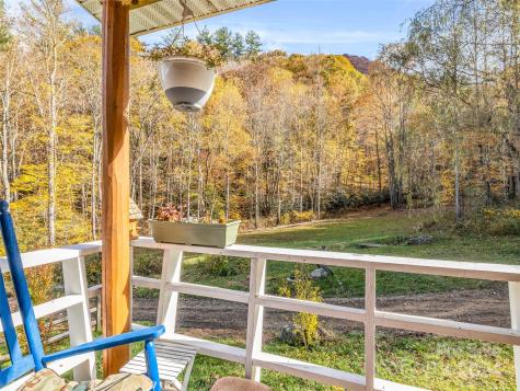 214 Crystal Creek Lane Green Mountain NC 28740
