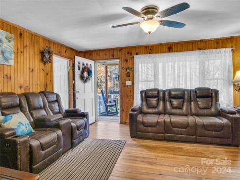 214 Crystal Creek Lane Green Mountain NC 28740