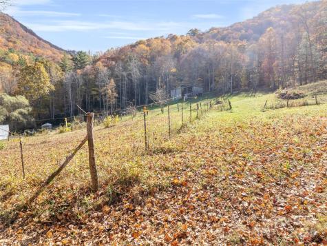 214 Crystal Creek Lane Green Mountain NC 28740