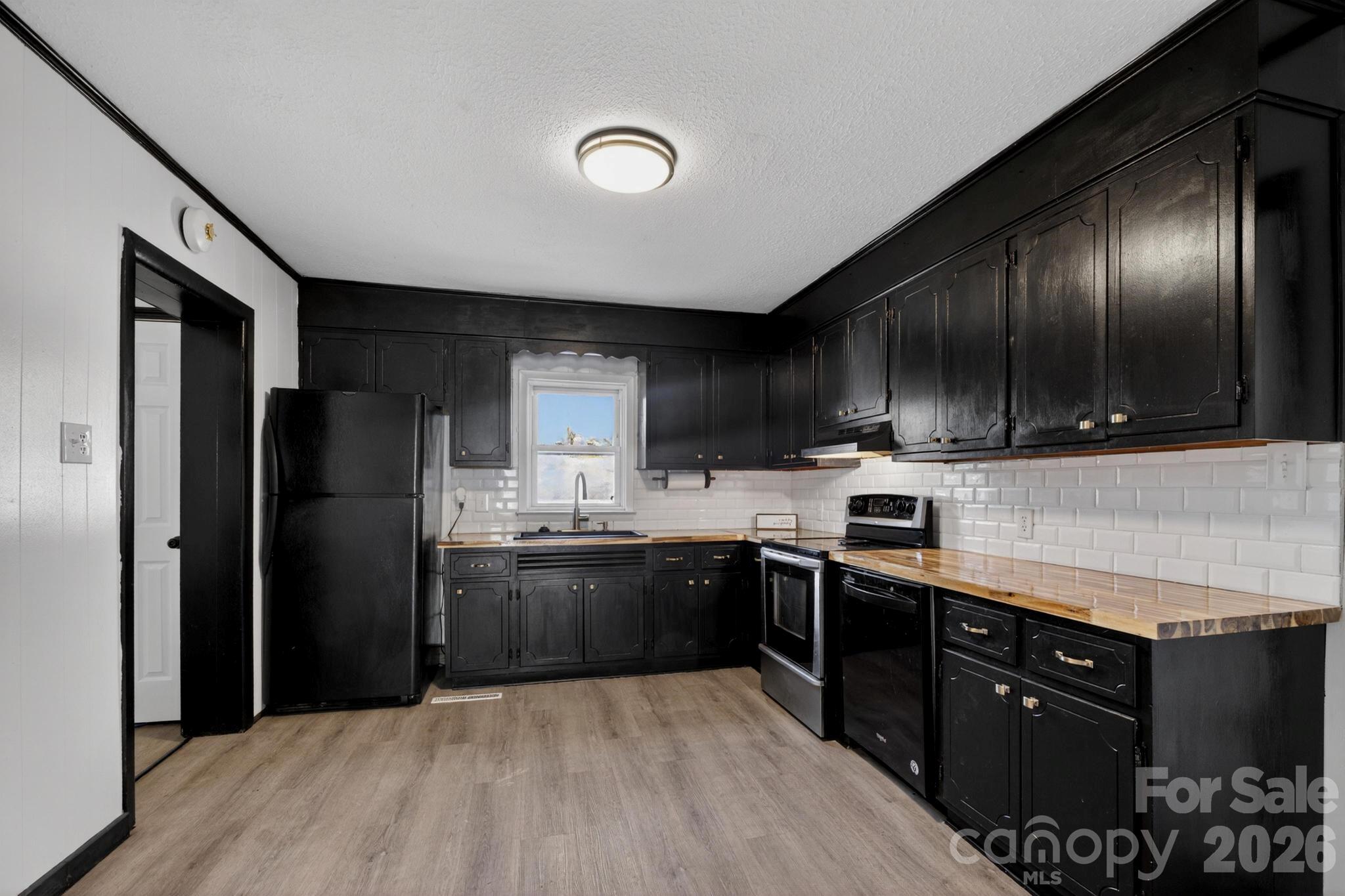 4163 Horseshoe Bend Road Hudson NC 28638
