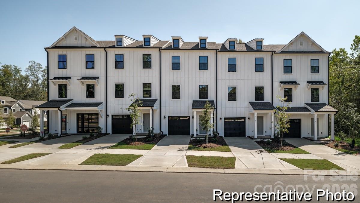 11809 Avocet Street Charlotte NC 28215
