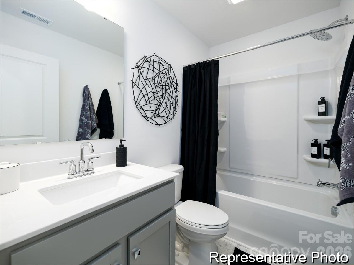 11809 Avocet Street Charlotte NC 28215