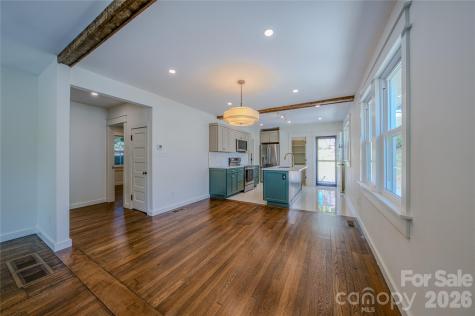 26 Henrietta Street Asheville NC 28801
