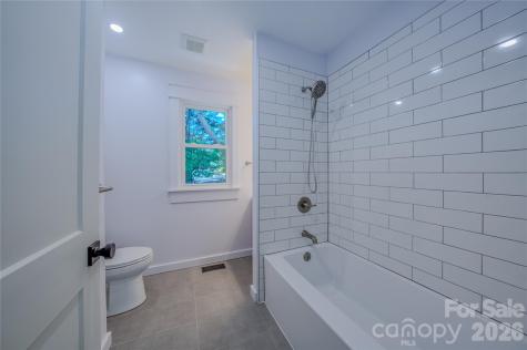 26 Henrietta Street Asheville NC 28801