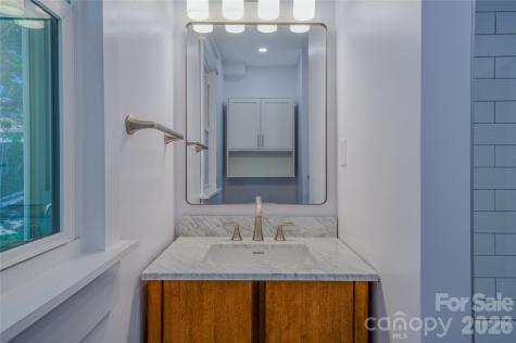 26 Henrietta Street Asheville NC 28801