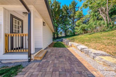 26 Henrietta Street Asheville NC 28801