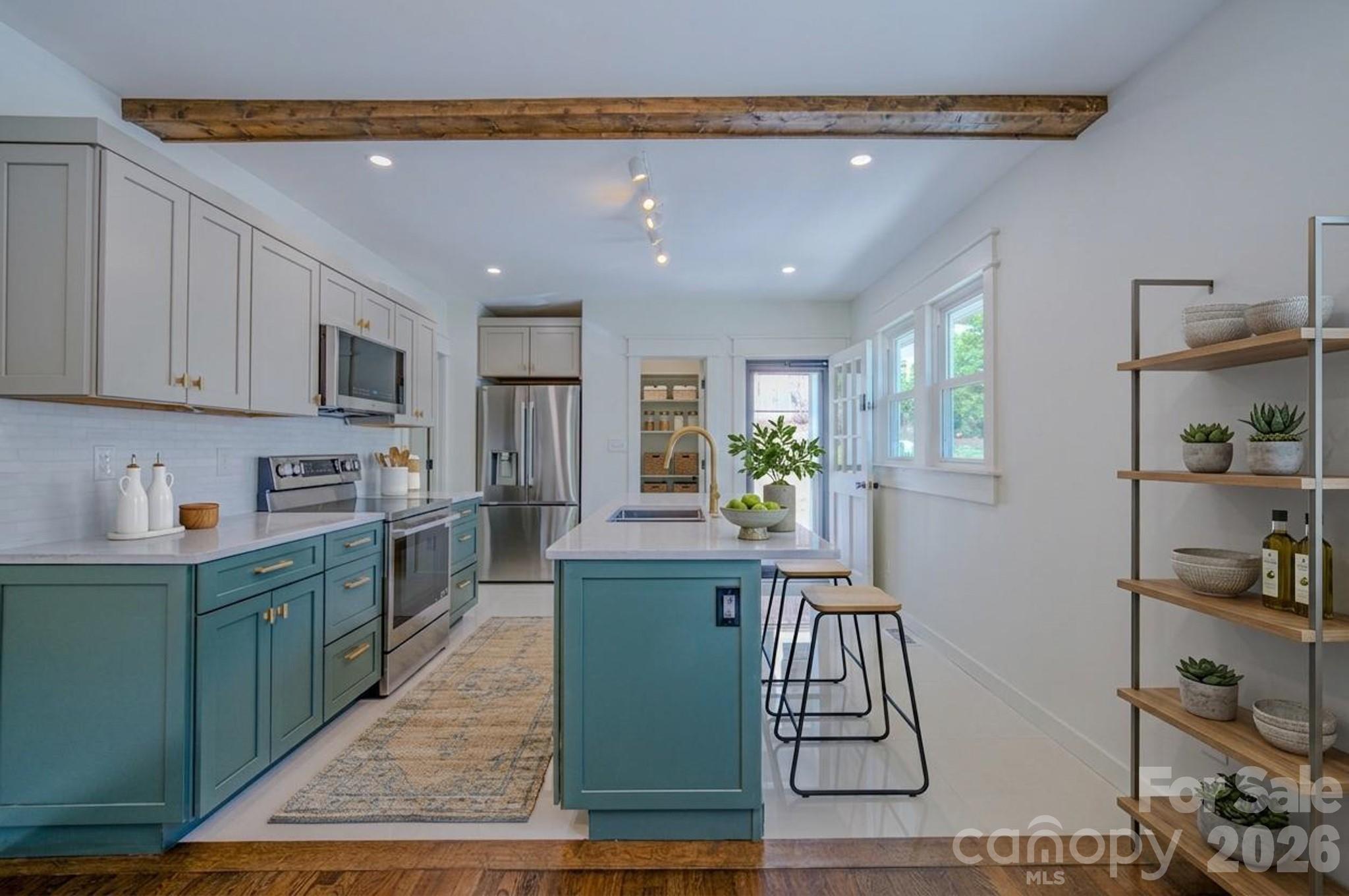 26 Henrietta Street Asheville NC 28801