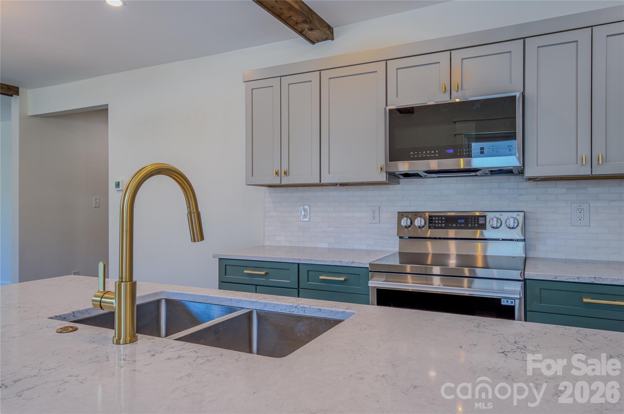 26 Henrietta Street Asheville NC 28801