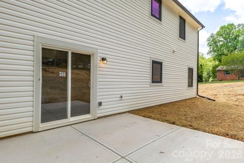 4147 2nd Street NE Hickory NC 28601
