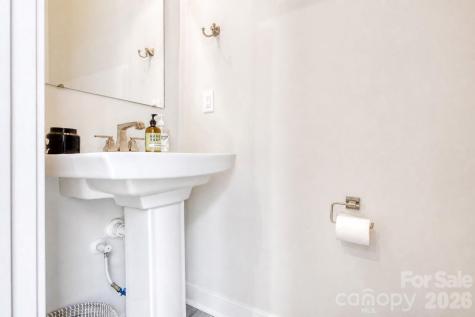 268 Parkwood Avenue Charlotte NC 28206