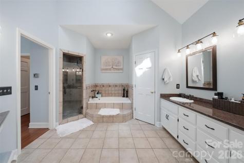 401 Stonecroft Drive Lenoir NC 28645