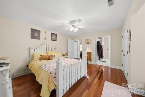 401 Stonecroft Drive Lenoir NC 28645