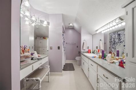 401 Stonecroft Drive Lenoir NC 28645