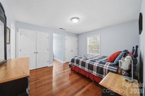 401 Stonecroft Drive Lenoir NC 28645