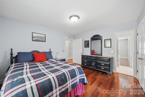 401 Stonecroft Drive Lenoir NC 28645
