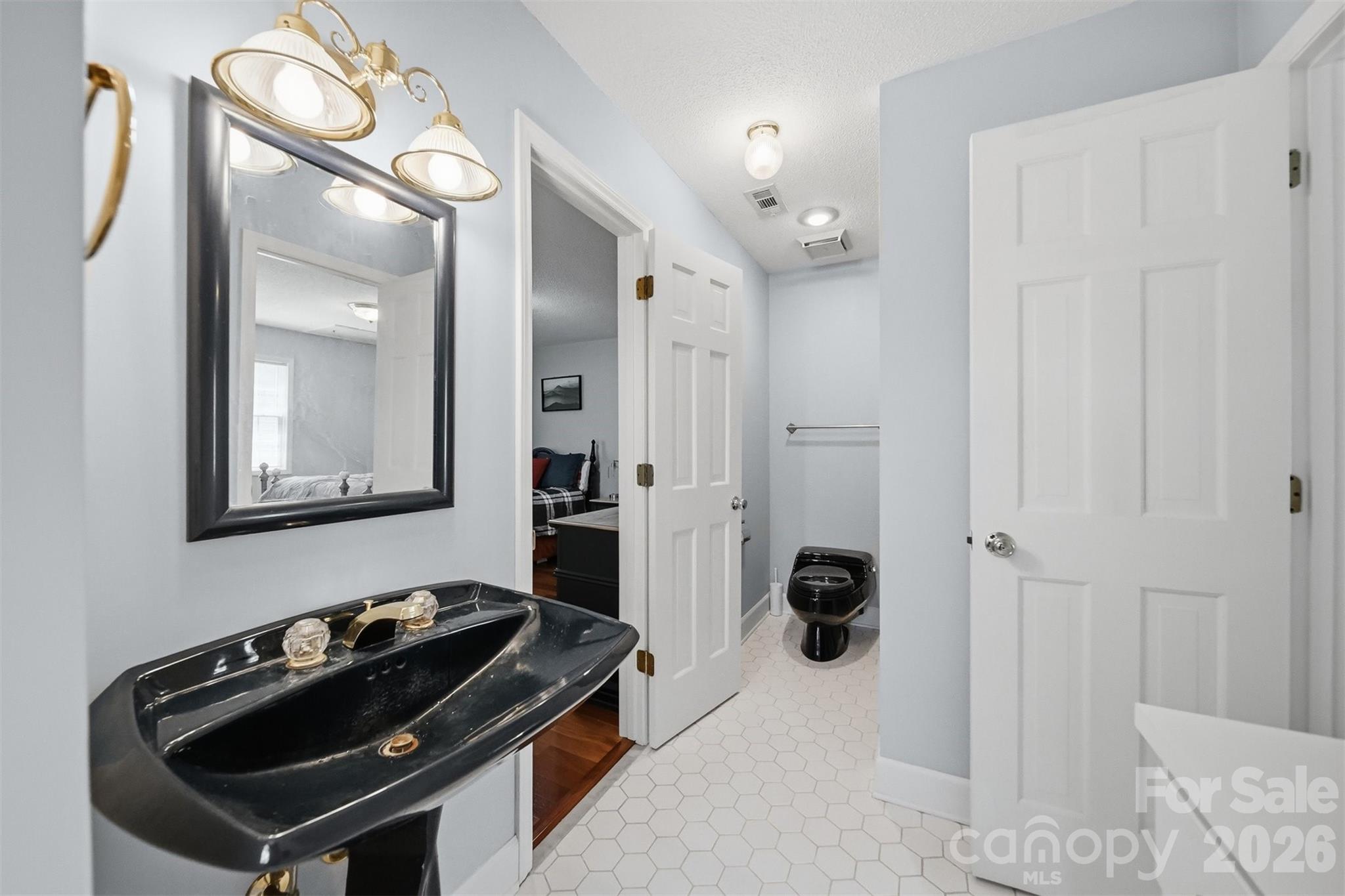401 Stonecroft Drive Lenoir NC 28645