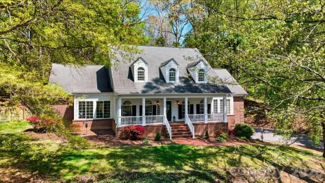 401 Stonecroft Drive Lenoir NC 28645