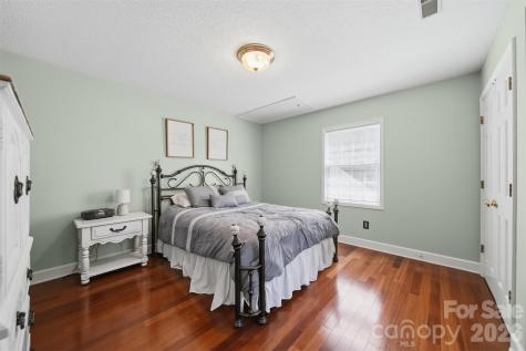 401 Stonecroft Drive Lenoir NC 28645
