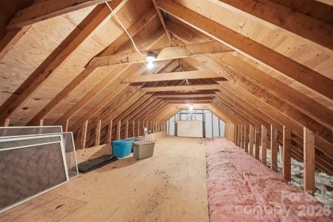 401 Stonecroft Drive Lenoir NC 28645