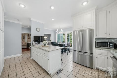 401 Stonecroft Drive Lenoir NC 28645