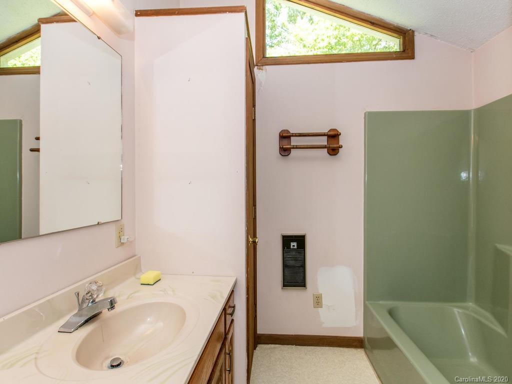 1 Linden Street Arden NC 28704