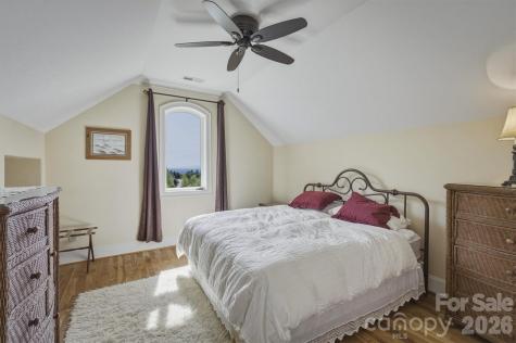1638 Johns Ridge Parkway Lenoir NC 28645