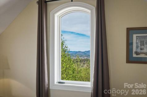 1638 Johns Ridge Parkway Lenoir NC 28645