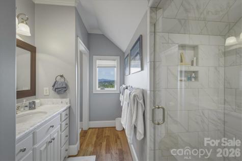 1638 Johns Ridge Parkway Lenoir NC 28645